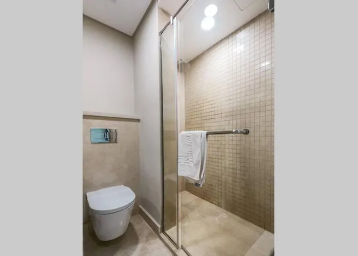 Mangroovy 3br Private & Pool View Apartment