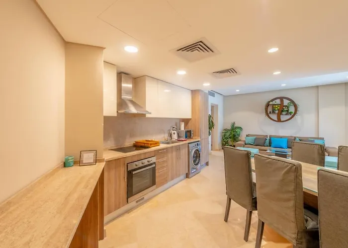 Mangroovy 3br Private & Pool View