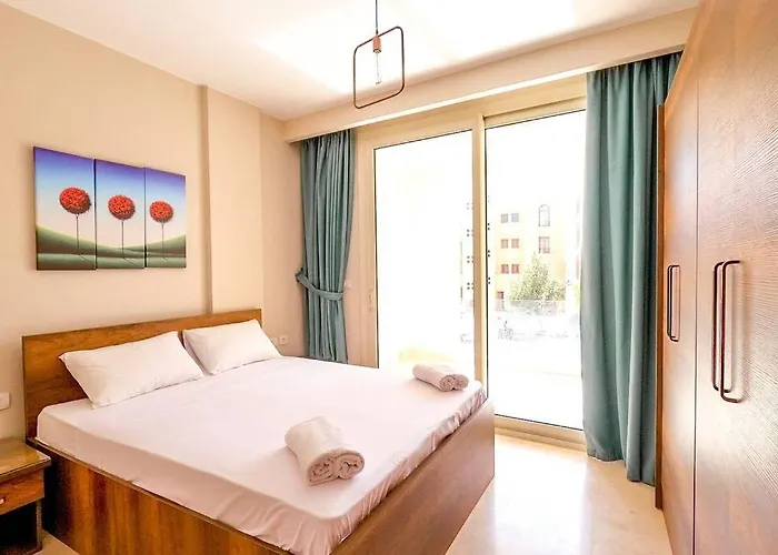 Mangroovy 3br Private & Pool View Apartment *